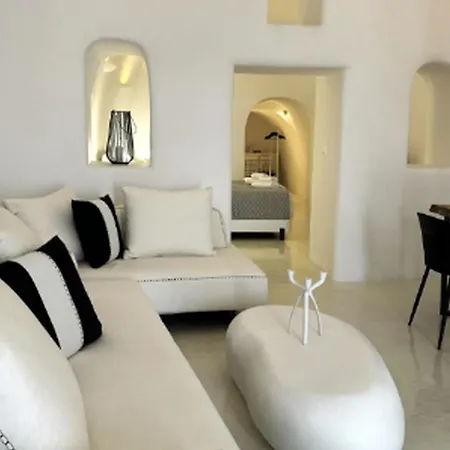 Exquisite Santorini Kamelot 3 Bedrooms Spectacular Aegean Sea Views Private Outdoor Hot Tub